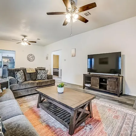 Midtown Modern Farmhouse